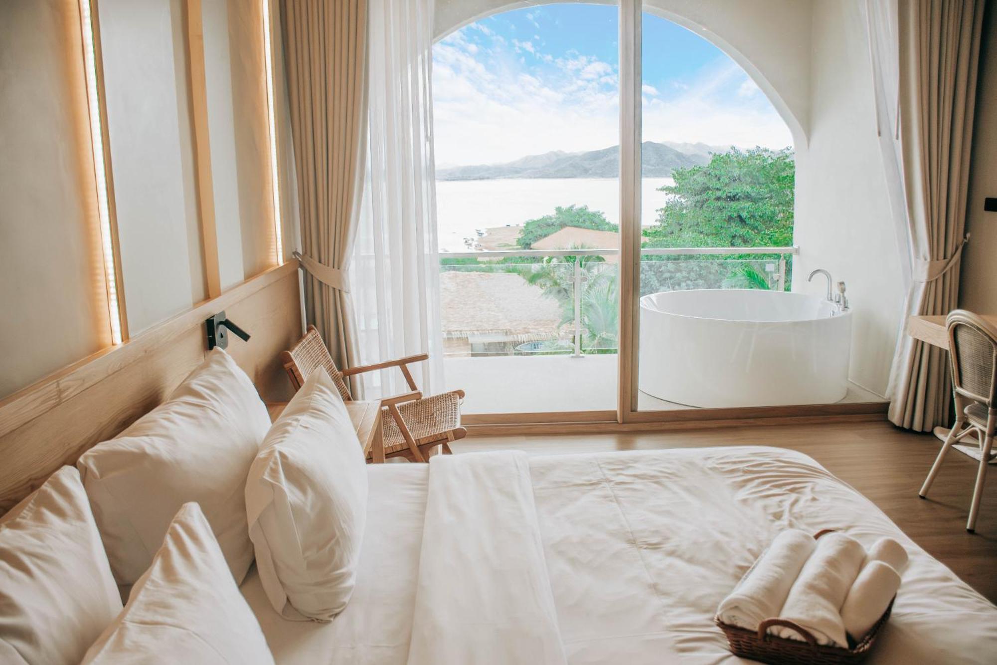 Le La Lake Resort And Spa Kengkacsan Kültér fotó