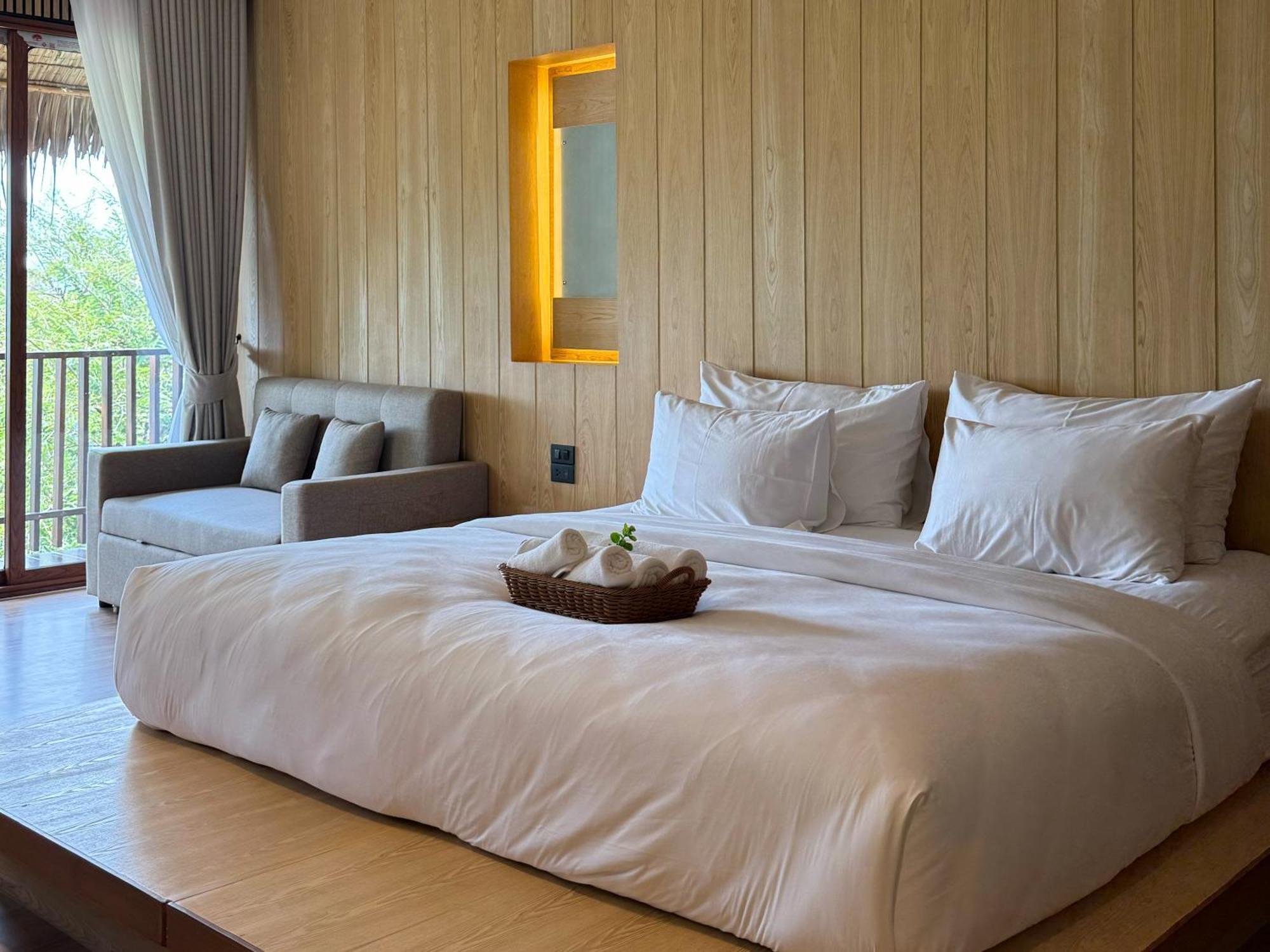 Le La Lake Resort And Spa Kengkacsan Kültér fotó